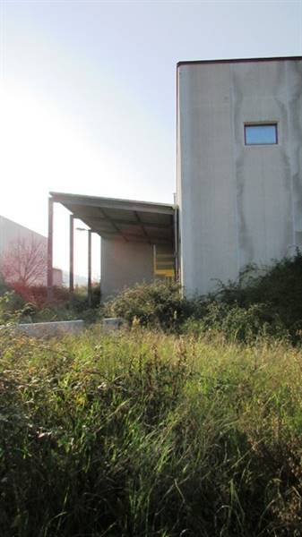 dileoimmobiliare capannone (2).JPG