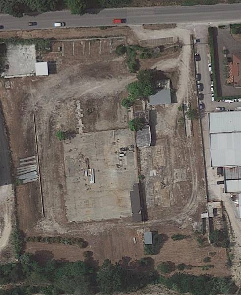 05 AREA EDIFICABILE A DESTINAZIONE INDUSTRIALE COM