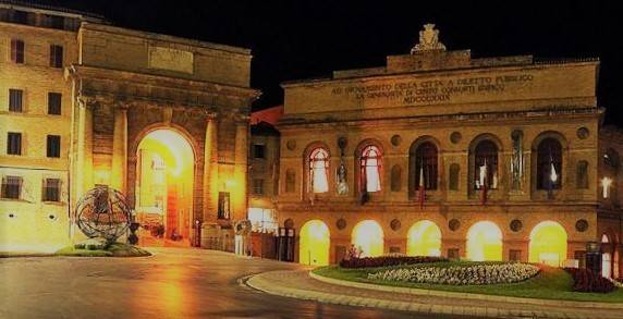 DILEOIMMOBILIARE HOTEL VENDE (1).jpg