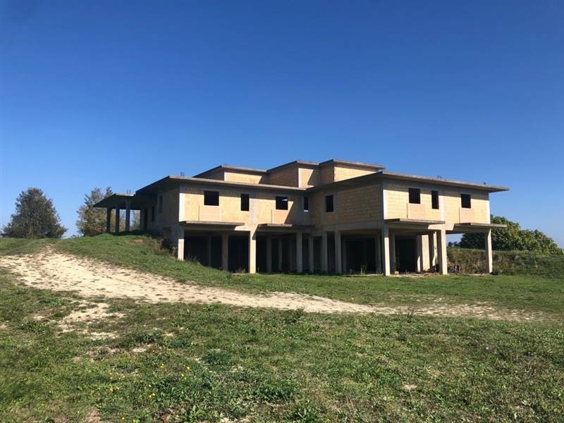 12 CASTIGNANO - BIFAMILIARE  AL GREZZO CON VISTA P