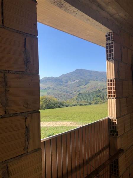 07 CASTIGNANO - BIFAMILIARE  AL GREZZO CON VISTA P