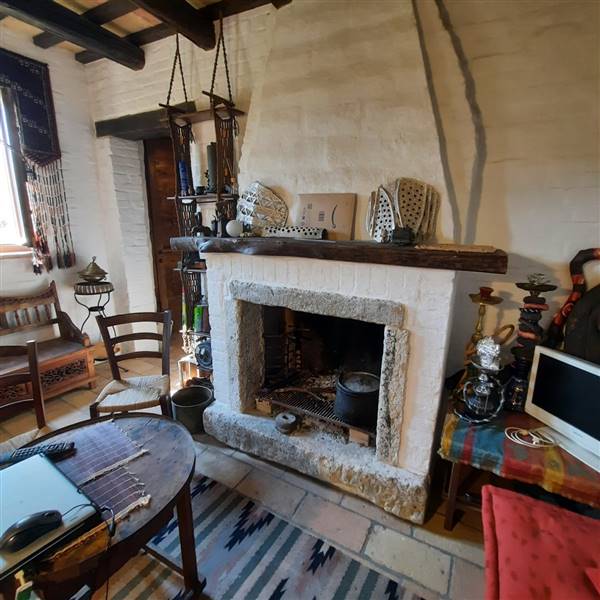 22 CARASSAI - CASOLARE RISTRUTTURATO.jpg