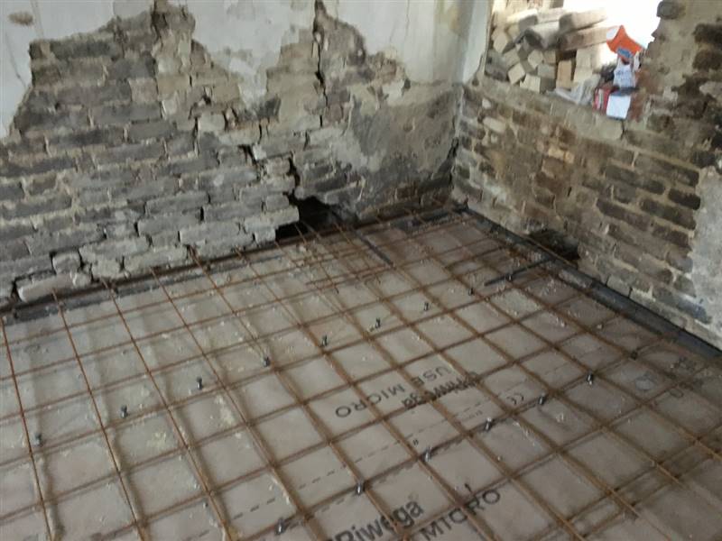 06 RIPATRANSONE - CASA CIELO TERRA  PARZIALMENTE R