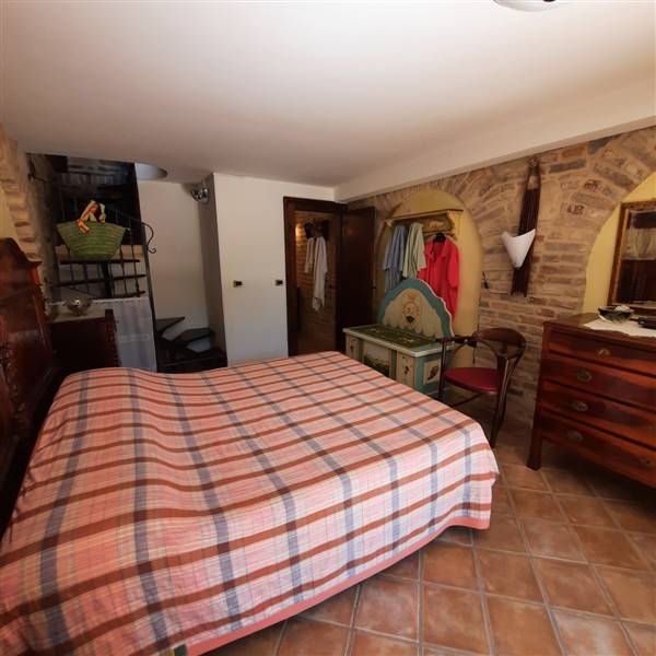 13 RIPATRANSONE - CASA SEMINDIPENDETE CENTRO STORI