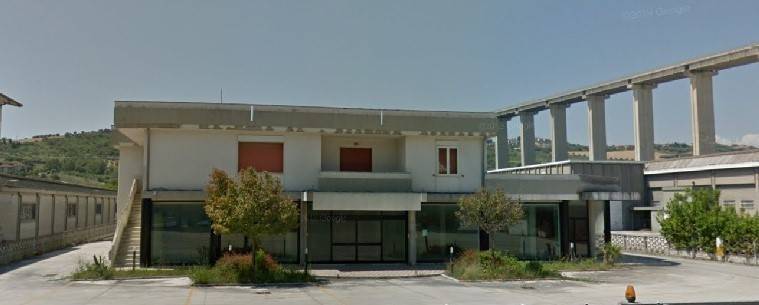 capannone vende dileoimmobiliare a tortoreto.jpg