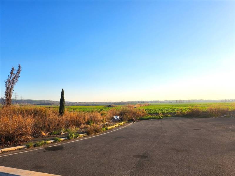 DILEOIMMOBILIARE VENDE TERRENO EDIFICABILE INDUSTR