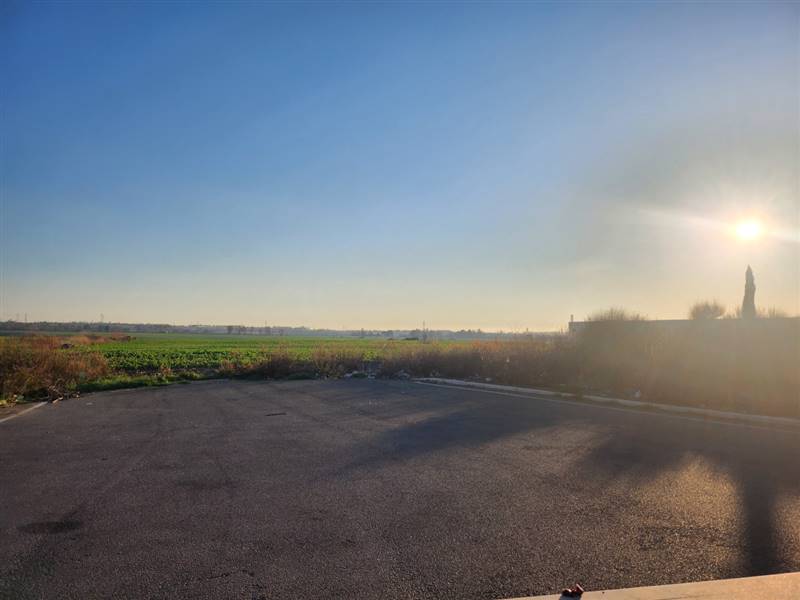 DILEOIMMOBILIARE VENDE TERRENO EDIFICABILE INDUSTR