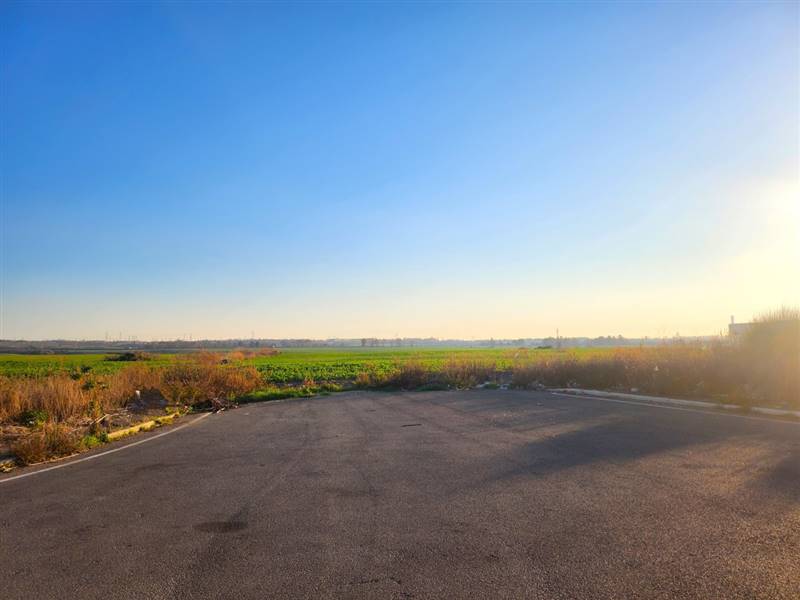 DILEOIMMOBILIARE VENDE TERRENO EDIFICABILE INDUSTR