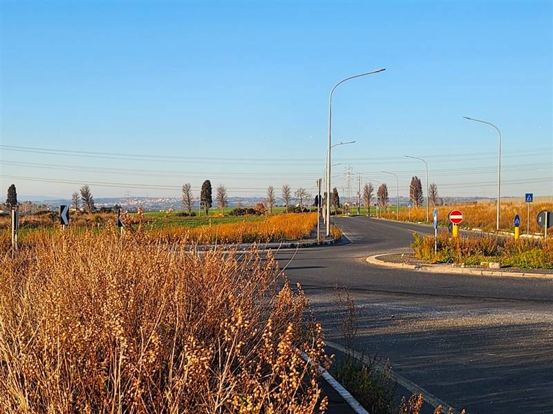 DILEOIMMOBILIARE VENDE TERRENO EDIFICABILE INDUSTR