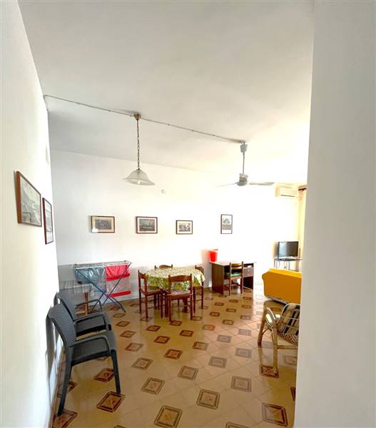 DILEOIMMOBILIARE VENDE APPARTAMENTO CON GARAGE A S