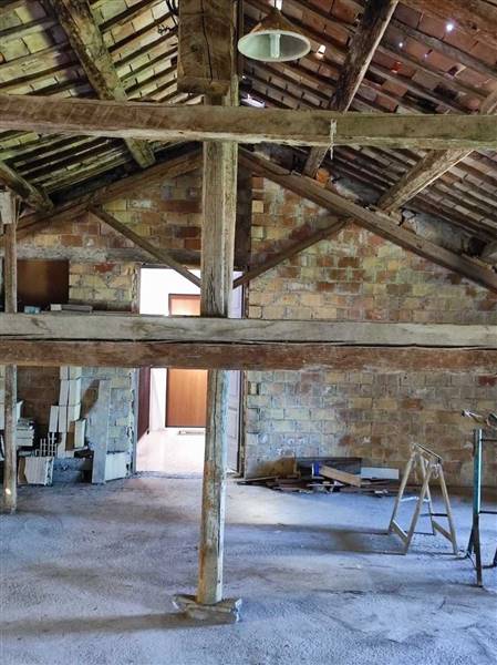 31 GROTTAMMARE- CASA CIELO TERRA DA RISTRUTTURARE