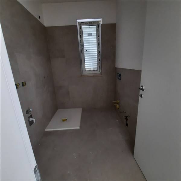 10 GROTTAMMARE   TRILOCALE A POCHI METRI DAL MARE