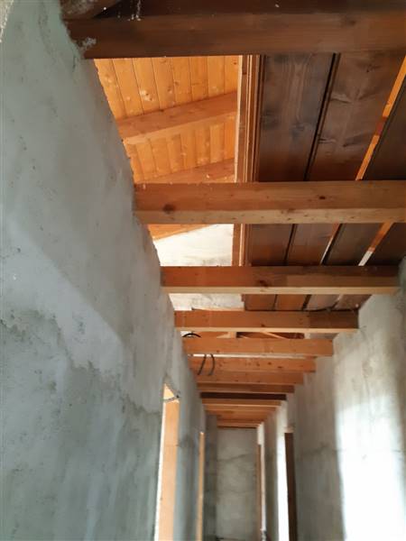 16 TORTORETO - COUNTRY HOUSE DA RISTRUTTURARE.jpg