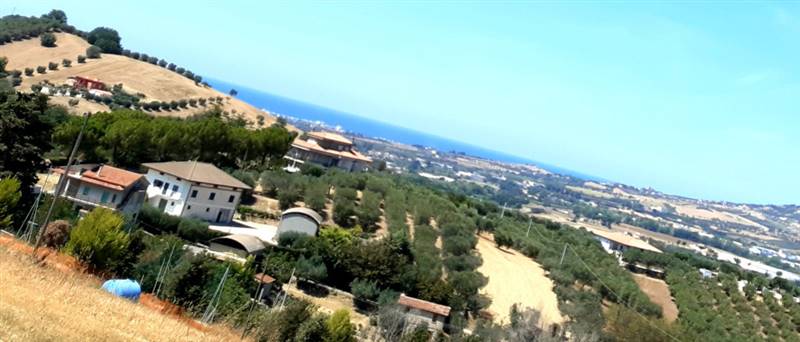 04 TORTORETO - COUNTRY HOUSE DA RISTRUTTURARE.jpg