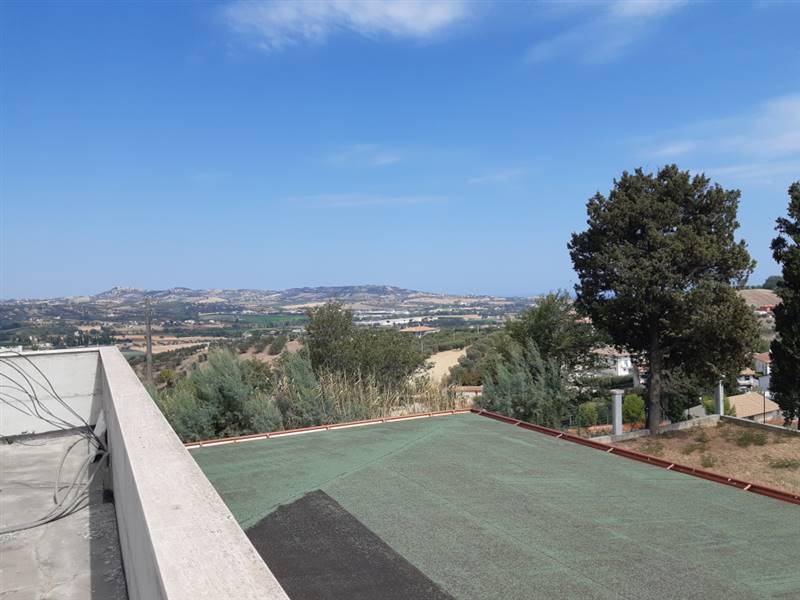 13 TORTORETO - COUNTRY HOUSE DA RISTRUTTURARE.jpg