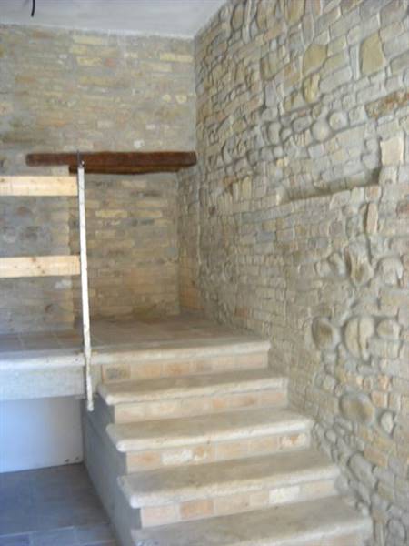 42COLONNELLA-CENTROSTORICOCASAPARZIALMENTERISTRjpg