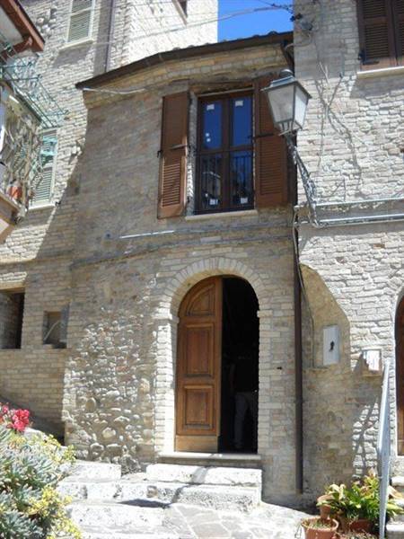 26 COLONNELLA -CENTROSTORICOCASA PARZIALMENTE .jpg