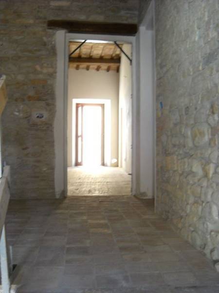 40COLONNELLA-CENTROSTORICOCASAPARZIALMENTERISTRjpg