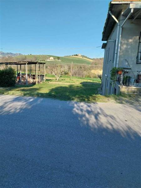 05 OFFIDA - CASA INDIPENDENTE DA RISTRUTTURARE.jpg