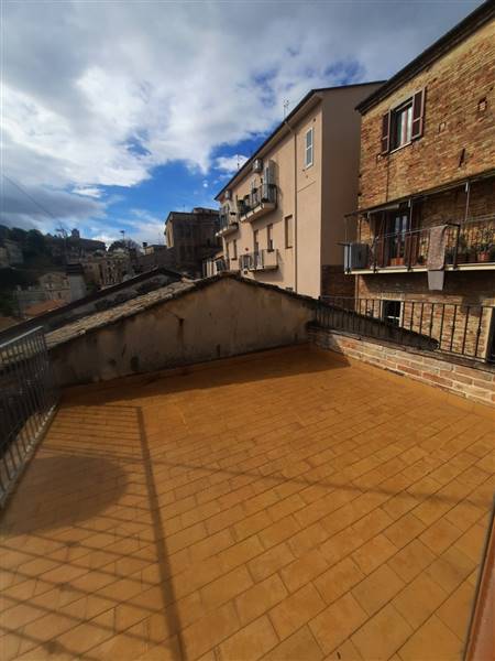 53 STORICHERESIDENZENELBORGOANTICODIRIPATRANSONE.j