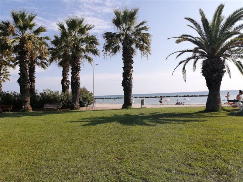 03 CUPRA MARITTIMA-AVVIATO STABILIMENTO BALNEARE V