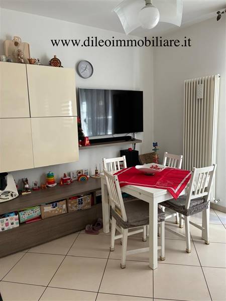 05 DILEOIMMOBILIARE VENDE PORZIONE DI CASA GROTTAM