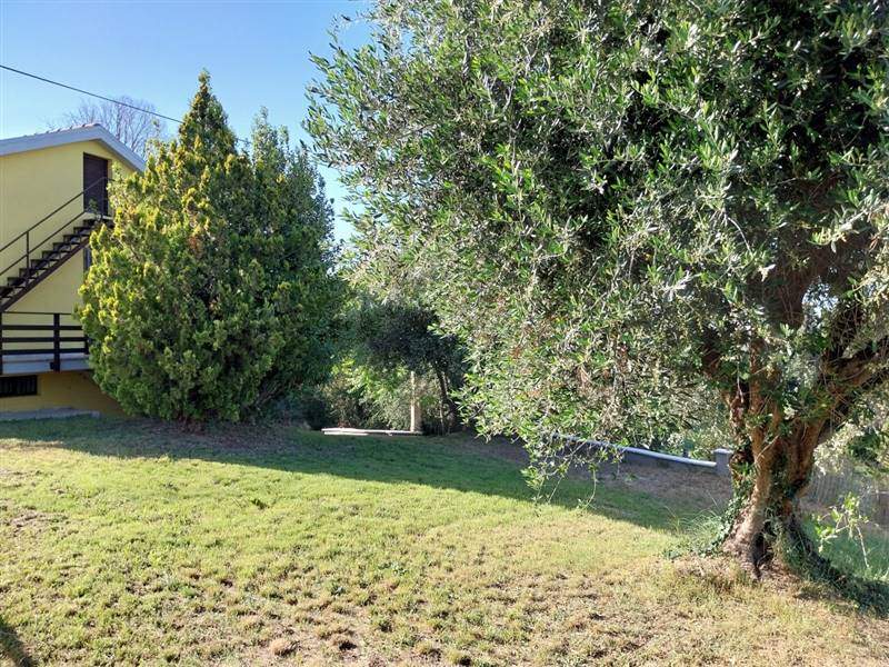 20 CASTORANO - CASA INDIPENDENTE CON VISTA MARE .j