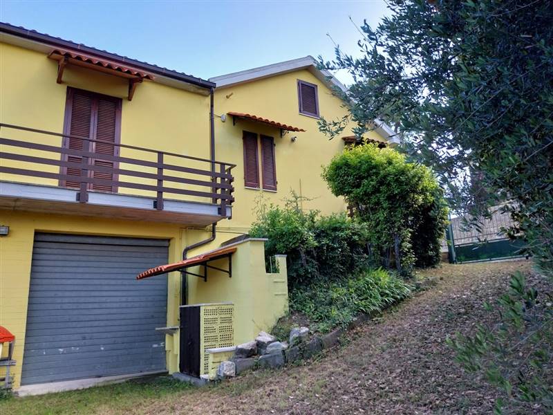 03 CASTORANO - CASA INDIPENDENTE CON VISTA MARE .j