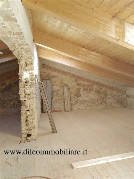 20DILEOIMMOBILIAREVENDEAPPARTAMENTOALGREZZORIPATRA