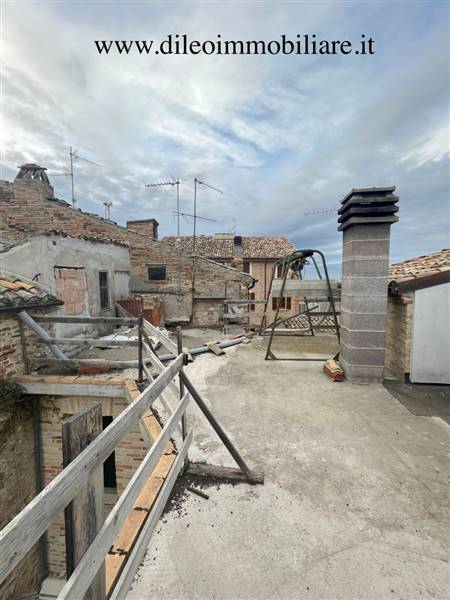 37DILEOIMMOBILIAREVENDEAPPARTAMENTOALGREZZORIPATRA