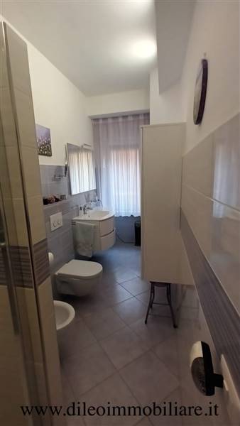 10 GROTTAMMAREDILEOVENDELUMINOSOEAMPIOAPPARTAMENTO