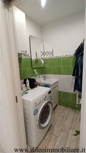 08 GROTTAMMAREDILEOVENDELUMINOSOEAMPIOAPPARTAMENTO