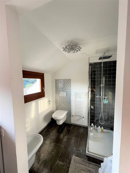 DILEOIMMOBILIARE VENDE VILLA