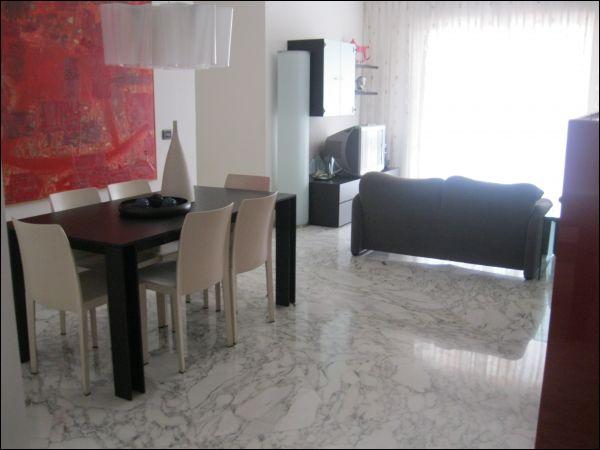Appartamento in ottime condizioni in zona Avenza a Carrara