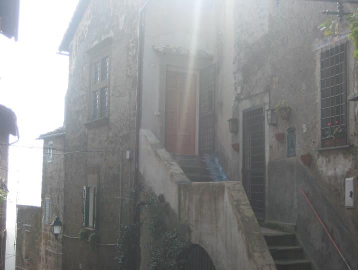 Appartamento indipendente in Via Castelvecchio a Capranica