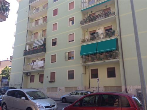 Appartamento in Via Medaglie D'Oro 38 in zona Italia , Paradiso di Pastena , Santa Margherita a Salerno