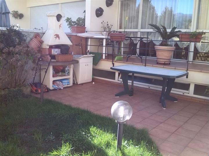 Casa semi indipendente in ottime condizioni in zona Dogana a Ortonovo