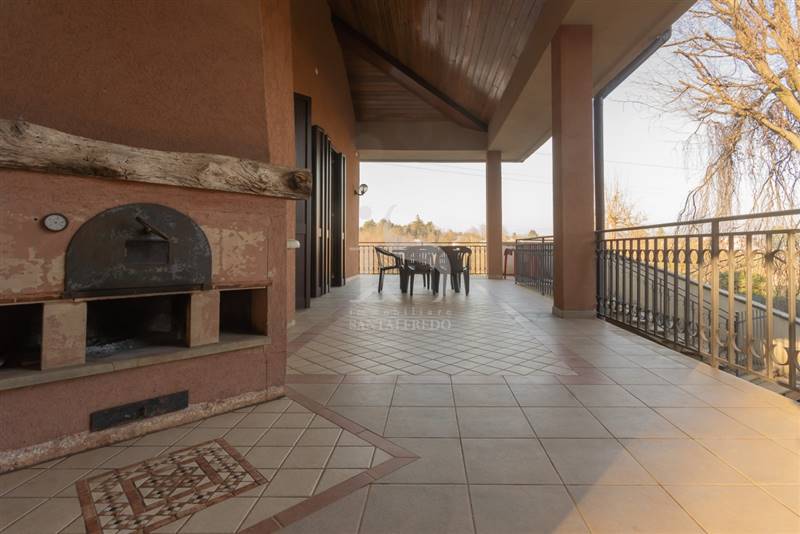 Ville in Vendita in Brianza