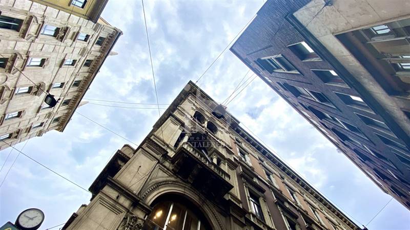 Milano Via Torino Negozio