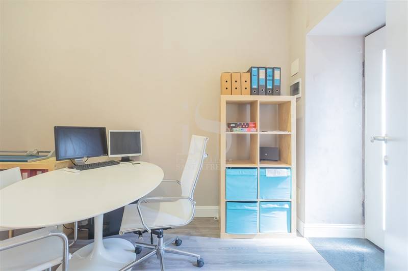 Monza Via Casati Vendita Negozio Studio