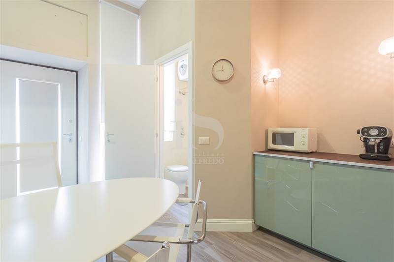 Monza Via Casati Vendita Negozio Studio