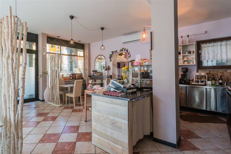 Vendita Licenza Ristorante Bar Pasticceria in ven