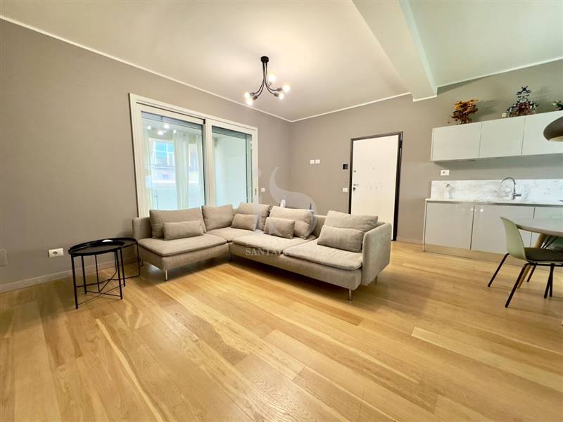 Affitto Trilocale Milano Via Smareglia 11