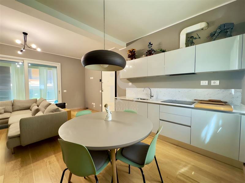 Affitto Trilocale Milano Via Smareglia 11