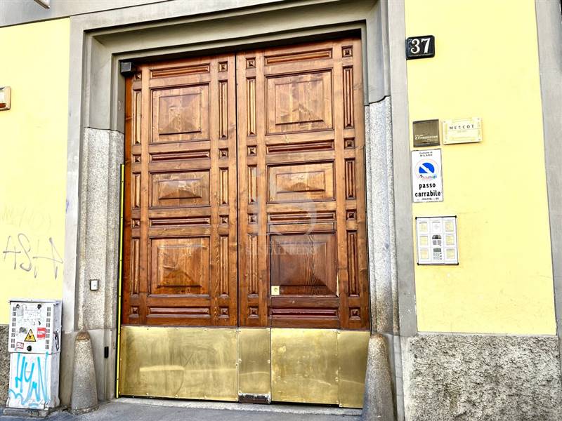 Ingresso Via Farini 37