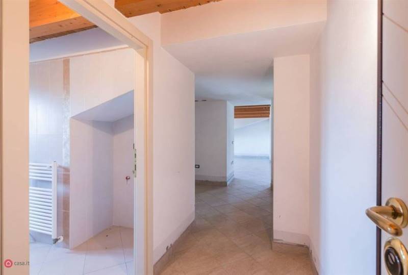 24 Ingresso app.sopra .JPG