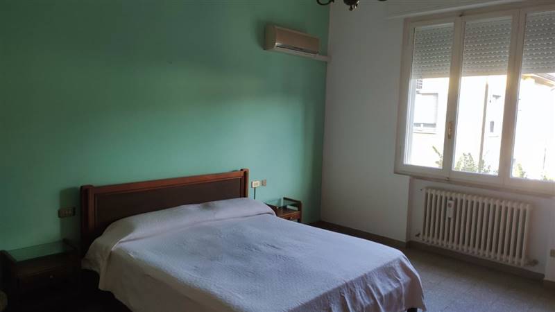 WhatsApp Image 2025-11-26 at 15.23.47.jpeg