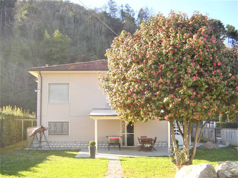 Villa in ottime condizioni in zona Lunata a Capannori