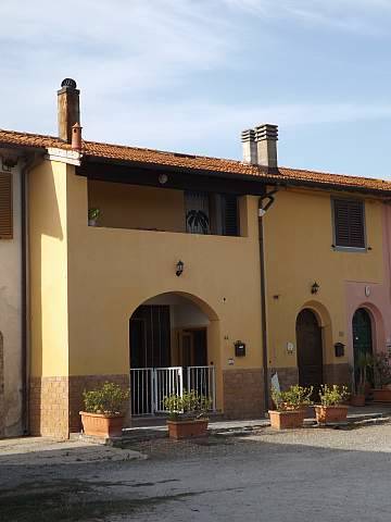 Quadrilocale ristrutturato in zona Latignano a Cascina