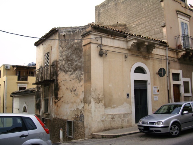 Casa singola in Corso Garibaldi in zona Scicli a Scicli